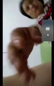 老婆露脸自慰抠逼（完整版，求通过，绝对精彩），骚话不断